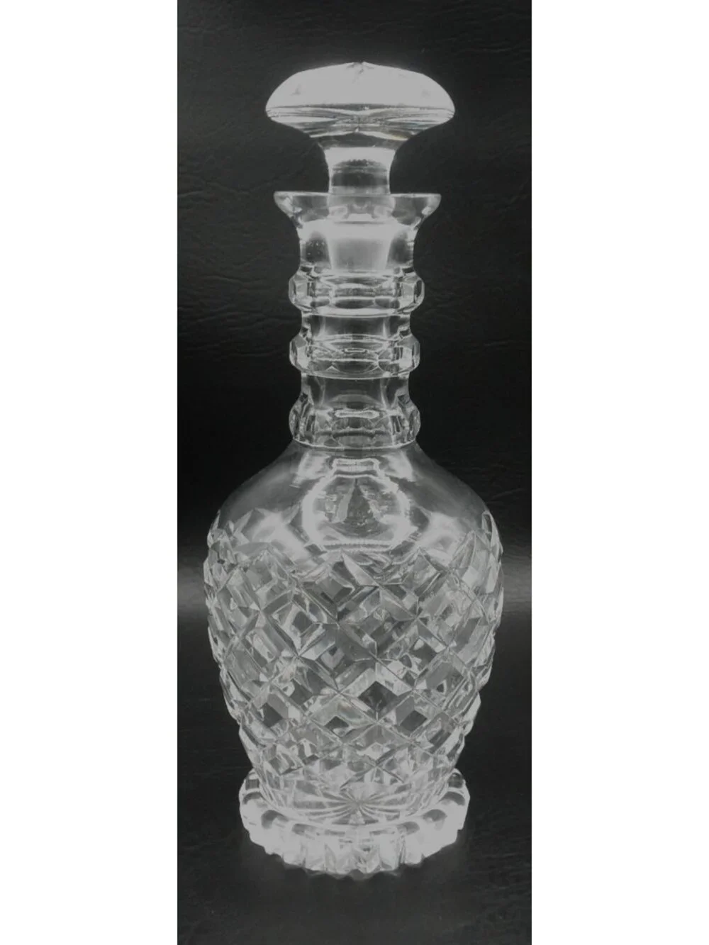 Three Ringed Georgian Style Diamond Cut Glass Decanter W/Stopper 11.5 Inches
